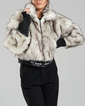 Load image into Gallery viewer, WANTED FAUX FUR COAT