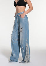 Load image into Gallery viewer, LIVING IT JEANS