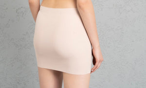 SEAMLESS LINER SKIRT