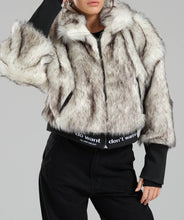 Load image into Gallery viewer, WANTED FAUX FUR COAT